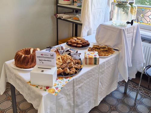 Viele Leckereien an unserem Kuchenbuffet.